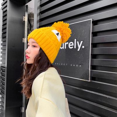 China 2020 New Low MOQ COMMON High Quality OEM Winter Knit Hat Fashion Ladies Winter Hat Wholesale Custom Hat for sale