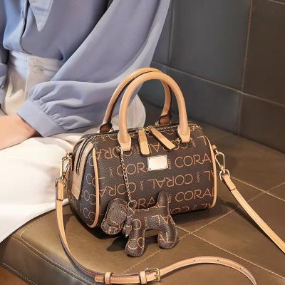 China Fashoion Lady Handbag 2022 Fashion Trend Europe and America Vintage Print Cross-body Bag Pillow Lady Bags Soft Handbag for sale