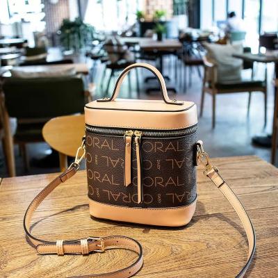 China Easy carry 2022 European and American round bag Carlo Daisy New Fashion Mini Small vintage one shoulder cross body bucket bag for sale