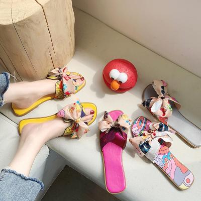 China Kawai female indoor thick bottom non-slip female slipper female bath home fashion trend slippers cute summer platform sandals for sale