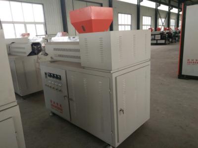 China Pe Pp Waste Granules  Plastic Extrusion Equipment For Blow Molded Plastic Containers for sale