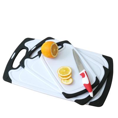 China Disposable BPA Free PP Plastic Cutting Board Set 3piece Chopper With Groove for sale