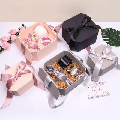 China Recycled Materials Hot Selling Luxury Gift Box Logo Customized Gift Box Wholesale Gift Box Packaging for sale