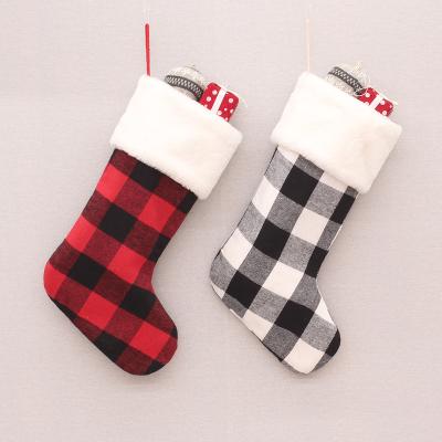 China Eco-friendly Original Design Red and Black Plaid Fireplace Stocking Christmas Velvet Christmas Hanging Decoration for sale