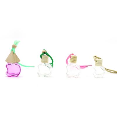 China High Qiality Made in China Eco-friendly Soft Hanging Car Diffuser Custom Perfume Bottle for sale