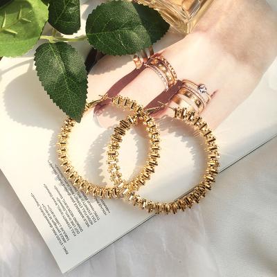 China 2021 FASHIONABLE newcomer large 7CM gold plated twisted hoop earrings large circle hoop earrings large for sale