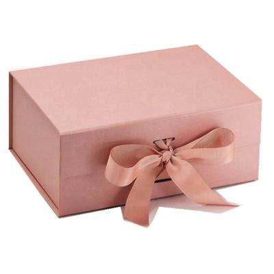 China Recyclable Customizable Factory Made Logo With Various Linings Lace Foldable Paper Gift Box With Ribbon for sale