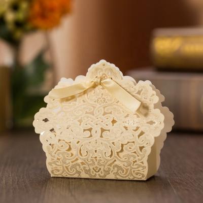 China Factory Recyclable Handmade Professional Food Grade Packaging Love Paper Sweet Candy / Cake Box For Wedding. for sale