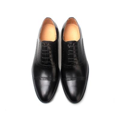 China New High Quality Men's Stylish Handmade Formal Leather Shoes Round for sale