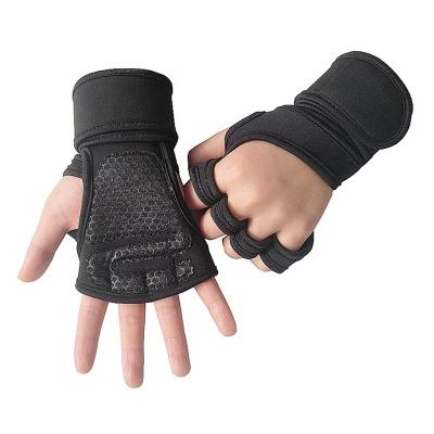 China Custom Outdoor Sports Protective Half Finger Fitness Weightlifting Gym Gloves Bodybuilding for sale