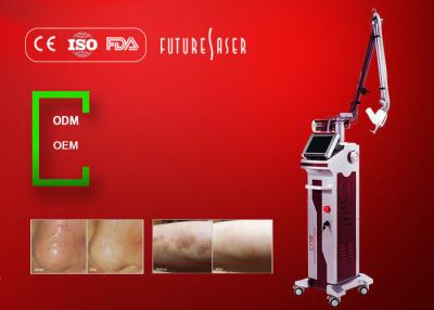 China Ceramic RF Tube CO2 Fractional Laser Machine For Female 40w 360 Degree Scan for sale