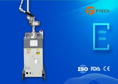 China máquina del retiro del tatuaje del laser del picosegundo de 10Hz 600ps, máquina estética del laser en venta