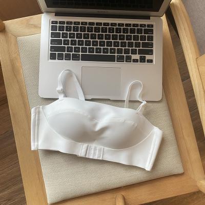 China Front Antibacterial Sexy Woman Criss Cross Bra Side Comfort Seamless Wireless Lift Up Bra for sale