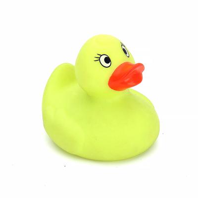 China Bath Toy Wholesale High Quality PVC Floating Mini Yellow Rubber Duck For Bath Game for sale