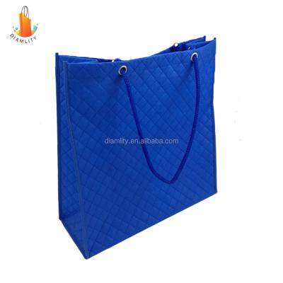 China Recyclable New Design Wholesale Fashion Embossed Non Woven Carry Bag for sale