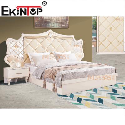 China Ekintop Customized Luxury High Quality New Wooden Bed Designs King Size Bed for sale