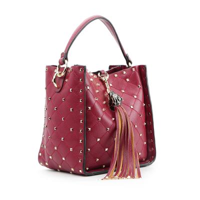 China Brand New Fashion Style Tassel Lady Brand Hobo Punk Handbags 8562-2018 for sale