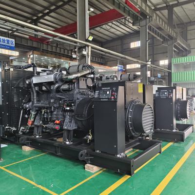 中国 950kVA 760KW オープン型 高性能3相産業用電源 電気ディーゼル発電機セット 販売のため