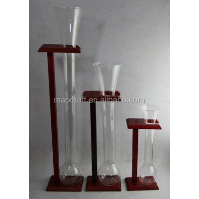 China Lead Free Ale Yard Glass With Stand for sale