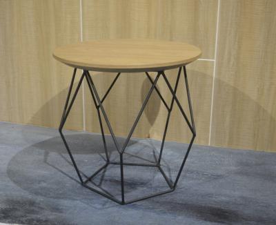 China Special Design Convertible Modern Style Table Top Living Room Solid Wood Side Table for sale