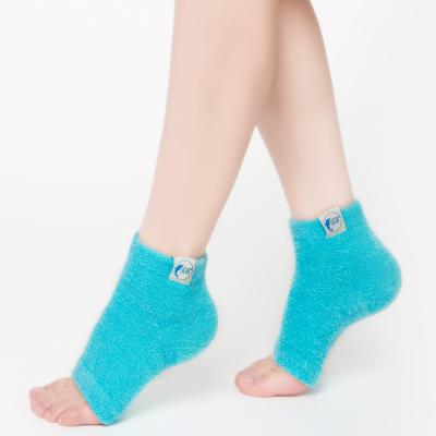 China Moisturize feather yarn anti-cracking and moisturizing Half-cut socks decompression sock heel shoes women SPA soft heel protection socks for sale