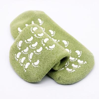 China Anti-Slip Moisture Cooling Moisturizing Spa Silicon Gel Socks Silicone Socks for sale