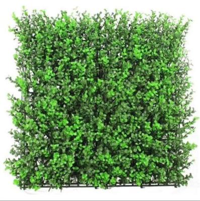 China Hierba verde para paredes artificiales Solución perfecta Bajo mantenimiento Decoración de alto rendimiento para actividades de interior y exterior en venta