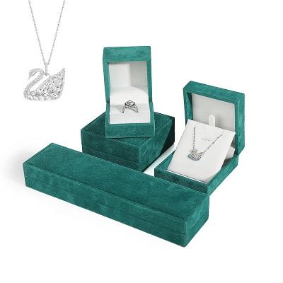 China Jewelry Display Factory Necklace Bangle Ring Bangle Velvet Jewelry Packaging Box Custom Luxury Packaging Set for sale