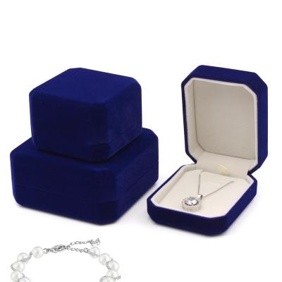 China 2021 Newest New Design Luxury Ring Necklace Bracelet Velvet Jewelry Packaging Box for sale