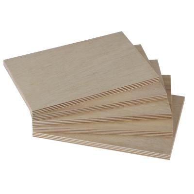 China Modern custom size FSC certified bb/cc melamine glue e1 grade interior hardwood plywood for sale