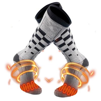 China Foot 2022 new mobile phone AAP smart heating socks ski heating socks USB charging outdoor riding electric heating socks for sale