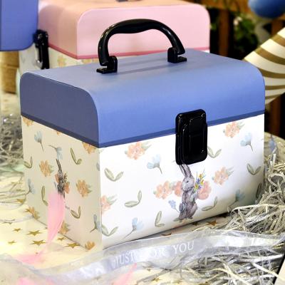 China Recycled Materials Hot New Products Snack Packaging Boxes Custom Flip Top Portable Gift Boxes Exquisite Cosmetic Boxes For Girls for sale