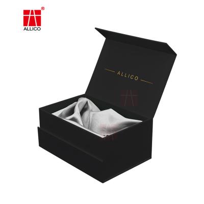 China Recyclable Magnetic Cosmetics Packaging Box Private Label Cosmetic No Moq Custom for sale