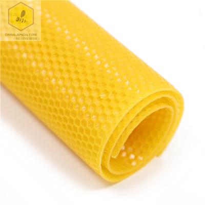 China Bee Farm Beekeeping Tools 100% Natural Pure Langstroth Beeswax Sheet Base From Apiary Beekeeping for sale