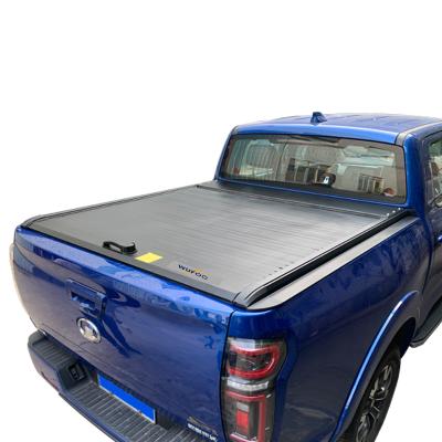 China Hot Selling High Quality Sturdy And Durable Aluminum Soft Lock& Roll Up Truck Manual Tonneau Cover For Ford T7 for sale