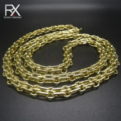 China Guangzhou High Quality Metal Zinc Alloy Iron Design Chain Chain For Bag Strap Metal Decorative Woven Chain For Handbag Garment for sale