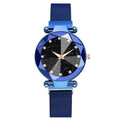 China Luxury Women Watches Magnetic Starry Sky Clock Ladies Water Resistant Fashion Diamond Quartz Wrist Watch for sale