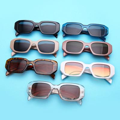 China Fashion Sunglasses Shape Sun Glass Cateye Sunglasses For Women 90s Mens Square Sunglasses For Trendy Women for sale