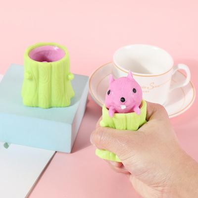 China Decompression Toy Pen Holder Flying Squirrel Cup Tree Squeeze Squirrel Cup Toys New Arrival for sale