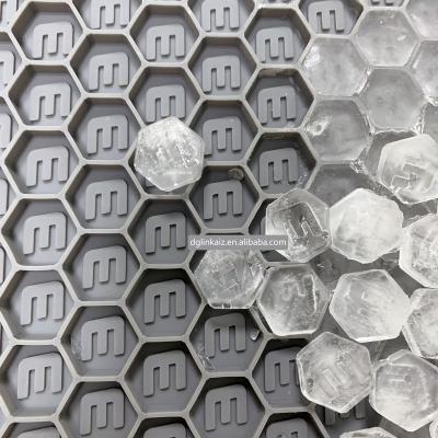 China Factory Directly DIY Stocked Silicon Mold Custom Shaped Large Silicone Ice Cube Tray for sale