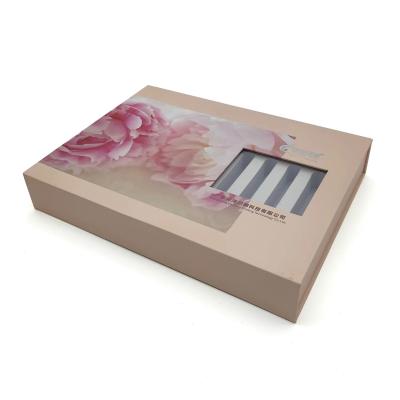 China Custom Printed Wholesale Cosmetic Skincare Sets Box Custom Luxury Gift Box Packaging With Window for sale