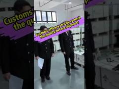 Customs officials strictly control the quality of energy storage systems before shipping them to Afr