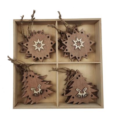 China Europe Christmas Decoration Wooden Pendants From Trees With Wooden Case for sale