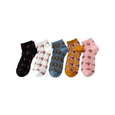 China OEM Sporty Cute Floral Custom Logo Spring Cotton Boat Ankle Women Anti-skid Wholesale Elastic Anti-skid Socks for sale