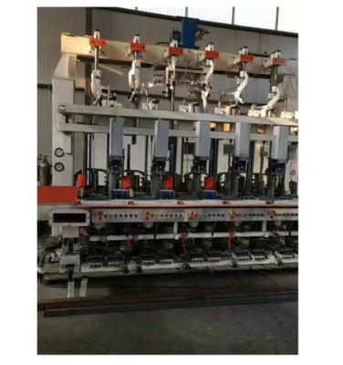 China New Invention Glass Bottle Blowing Making Machine Glass Bottle Production Line Making Machine Te koop