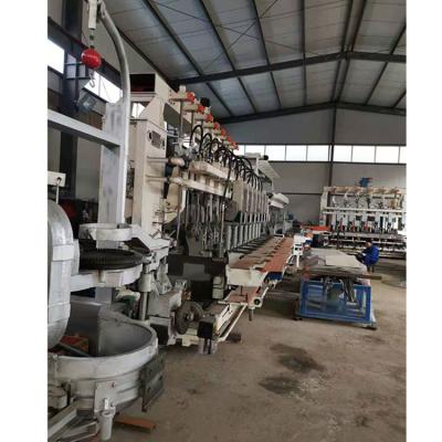 China Reasonable Price Stretch Glass Bottle Blow Making Equipment blowing glass bottle making equipment Te koop