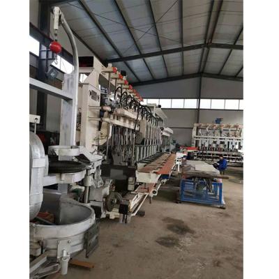 China Multifunctional Automatic Glass Bottle Blow Molding Machine Glass Bottle Glass Bottle Blowing Machine Te koop