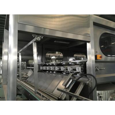 China Top Sell 380V 2000Bph Can Filling Machine Can Automatic Carbonated Beverage Filling Machine en venta