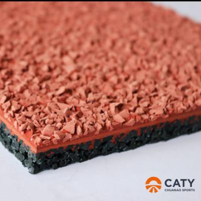 Cina Iaaf Certificato 400m Standard Spray Coated Sandwich Sporting Rubber Running Track Material in vendita