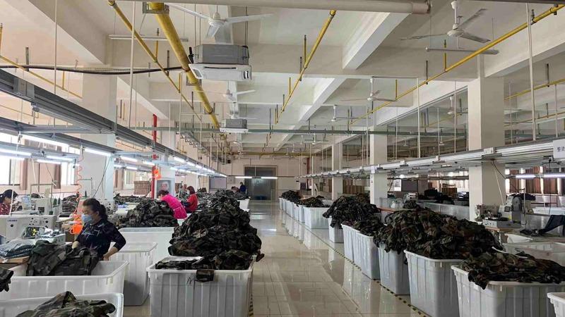 Geverifieerde leverancier in China: - Hubei Yalida Garment Co., Ltd.